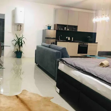 Apartment Right In The Center Of